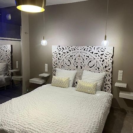 Love Room Mille Et Une Nuits Narbonne Luaran gambar
